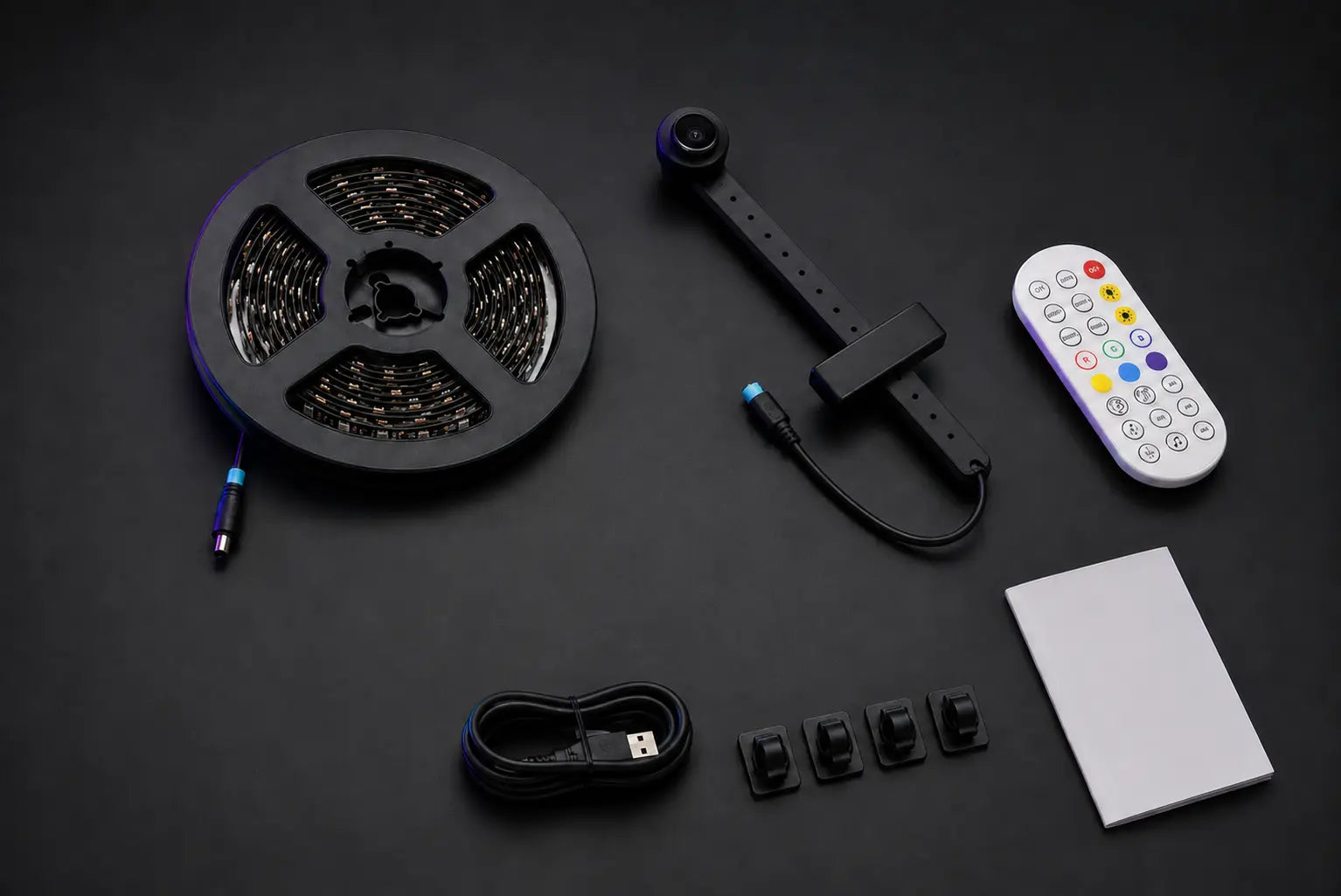 Componentes reales del Kit Inmersivo TV Artemisa, sin transformador externo